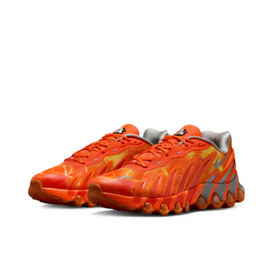 palace-x-nike-air-max-dn8-safety-orange-ib4181-800-3.png
