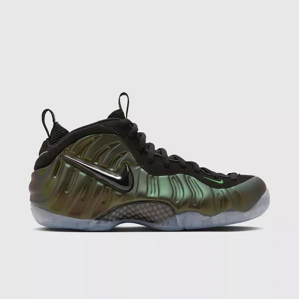 nike-air-foamposite-pro-pine-green-hf0794-300-1.png