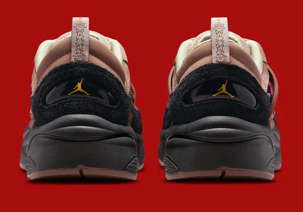 Air Jordan „Year of the Horse“jordan-trunner-os-year-of-the-horse-iq1113-270-1.jpg.jpeg