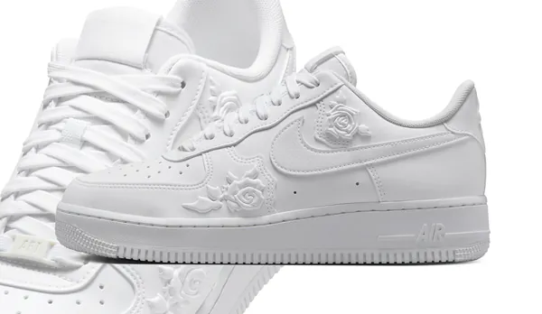 af1-white-roses.jpg
