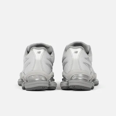 new-balance-abzorb-2000-silver-metallic-u20005uw-3.png