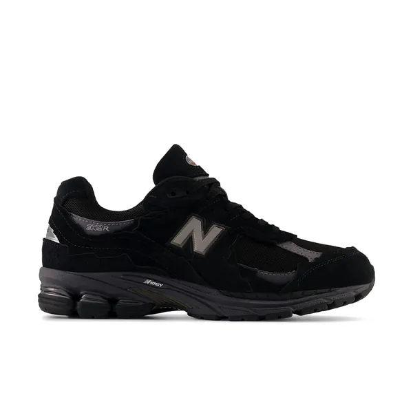 new-balance-2002dx-protection-pack-gore-tex-black-magnet-u20023mb-1.png