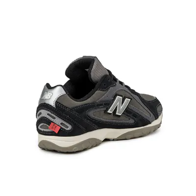 new-balance-204l-black-magnet-u204l5wz-3.png