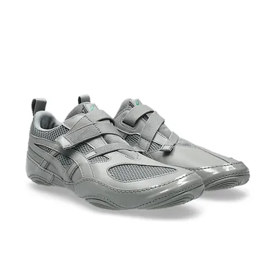 issey-miyake-x-asics-hyper-taping-grey-1203b189-020-3.png