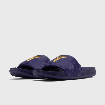 kobe-bryant-x-nike-offcourt-slide-purple-university-gold-if2870-500-3.png
