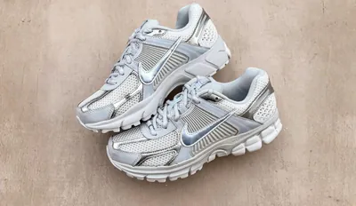 Nike Zoom Vomero 5 Celestine Blue menu2 snkr.png