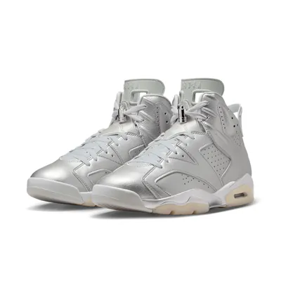 psg-x-nike-air-jordan-6-metallic-silver-iq5135-001-3.png