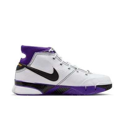 nike-kobe-1-protro-81-points-im0542-100-2.png
