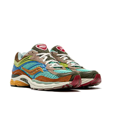 sneaker-politics-x-saucony-progrid-omni-9-sportsman-s-paradise-s71032-1-2.png