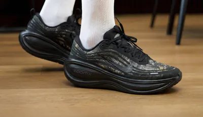 nike vomero plus realtree menu2 snkr.png