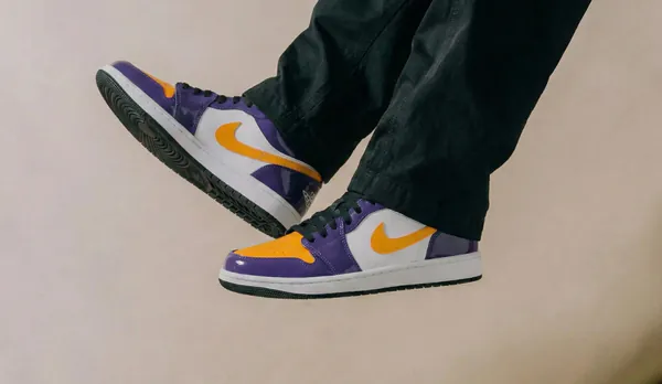 Nike Air Jordan 1 Low Lakers menu2 snkr new.png