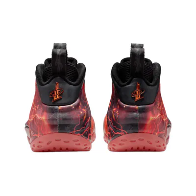 stranger-things-x-nike-air-foamposite-one-ir7336-001-5.png