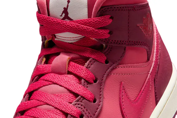 aj1low-mid-valentines-3.jpeg
