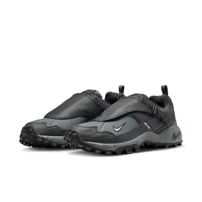 nike-acg-phassad-anthracite-hm7133-003-3.png