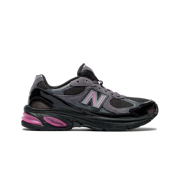 new-balance-2010-black-magenta-u20106y6-1.png