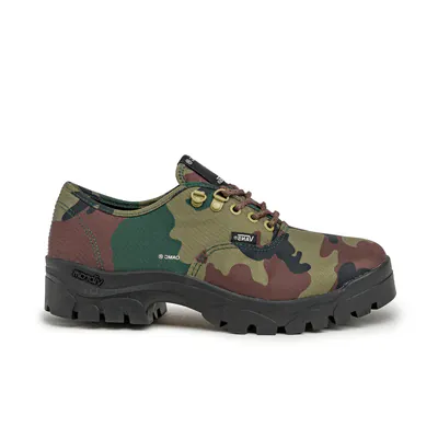 oamc-x-vans-authentic-oxford-woodland-camo-vn000egwwvd-1.png
