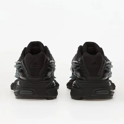 pharrell-williams-x-adidas-adistar-jellyfish-triple-black-kj3841-4.png