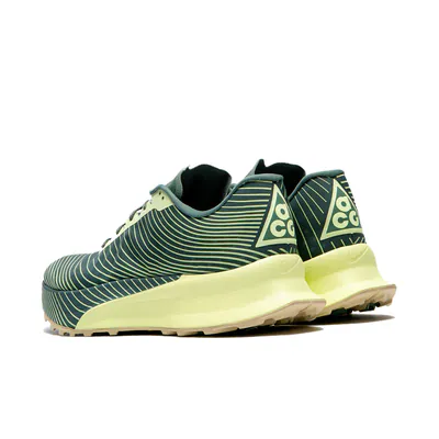 nike-acg-ultrafly-trail-sp-dutch-green-ir7317-300-3.png