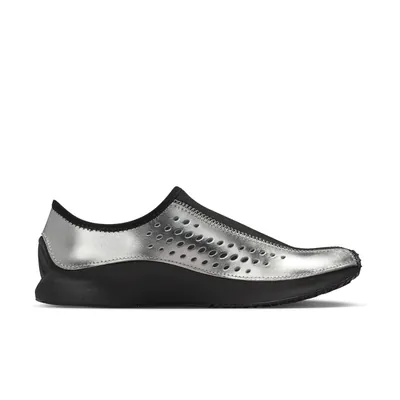 nike-air-superfly-moc-metallic-silver-hv8628-003-3.png