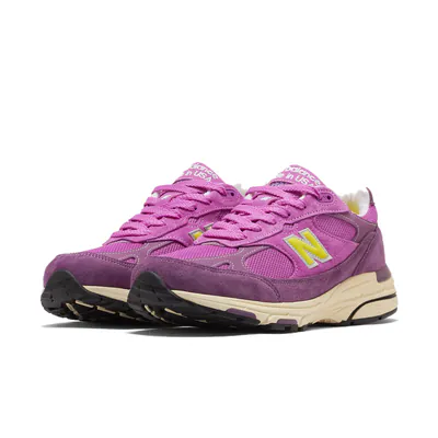 new-balance-993-made-in-usa-passion-fruit-u9934ja-2.png