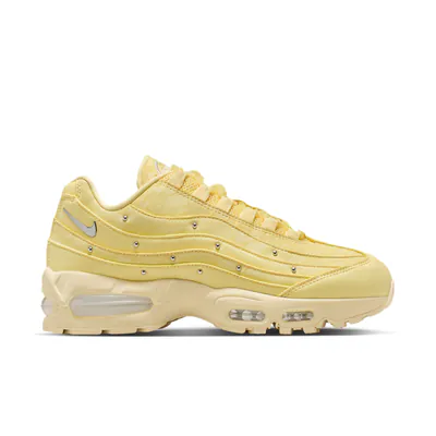 nike-air-max-95-soft-yellow-iq3444-722-1.png