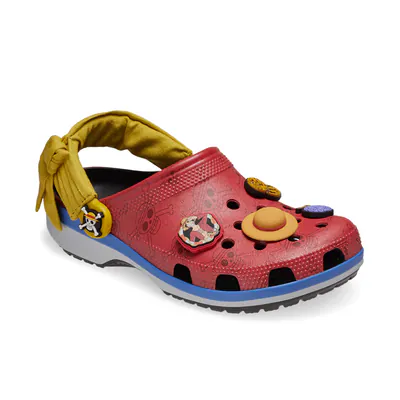 one-piece-x-crocs-classic-clog-luffy-212125-3.png