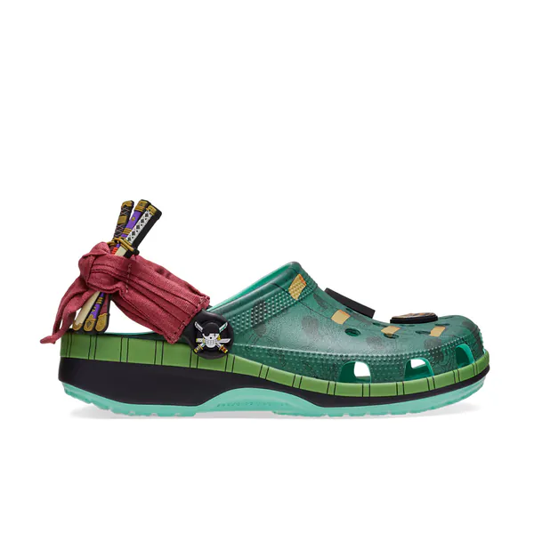 one-piece-x-crocs-classic-clog-zoro-212953-1.png