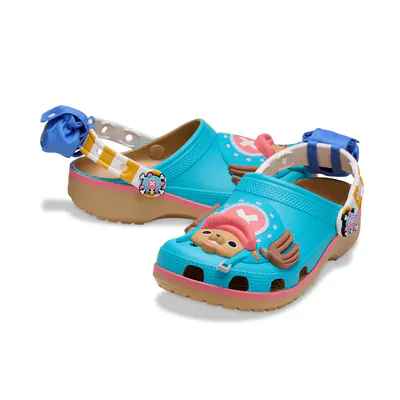 one-piece-x-crocs-classic-clog-chopper-212794-3.png