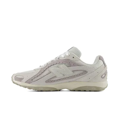 new-balance-204l-reflection-u204l6a6-2.png