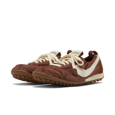 jacquemus-x-nike-moon-shoe-sp-fauna-brown-hv8547-200-2.png