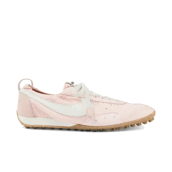 jacquemus-x-nike-moon-shoe-aluminium-pink-hv8547-601-1.png