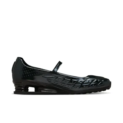 naked-copenhagen-x-nike-shox-z-calistra-black-ir5519-001-2.png