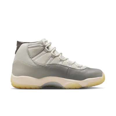 nike-nike-air-jordan-11-retro-tokyo-iq3459-072-2.png