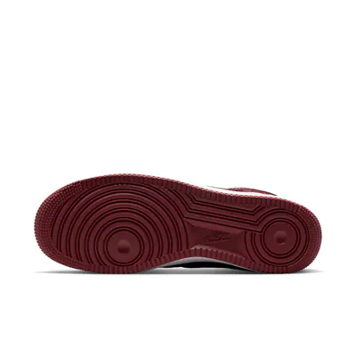 kobe-bryant-x-nike-air-force-1-low-lower-merion-aces-away-ib0018-600-5.png