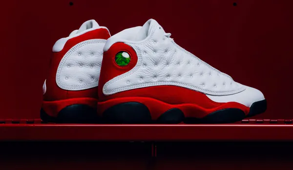 Nike Air Jordan 13 Retro True Red 2026 menu2 snkr.png