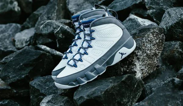 Nike Air Jordan 9 Retro Flint Grey menu2 snkr.png