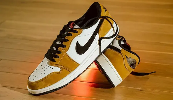 jordan 1 low rookie of the year.jpg
