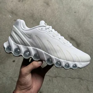 am dn8 white 1x1.png