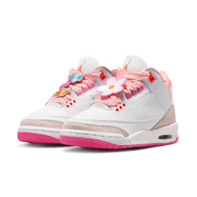nike-air-jordan-3-spring-flowers-ii0599-600-3.png