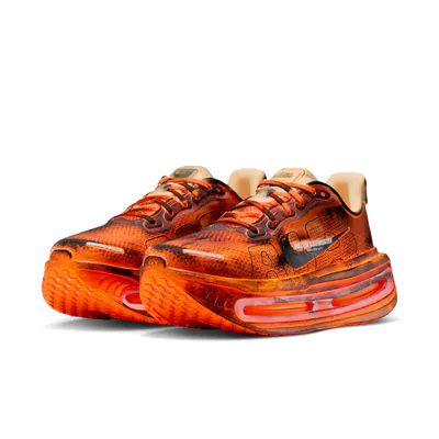 melitta-baumeister-x-nike-pegasus-premium-total-orange-iq7166-800-3.png