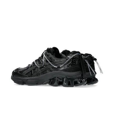 yoasobi-x-asics-gel-kinetic-fluent-y-black-1203a837-001-4.png