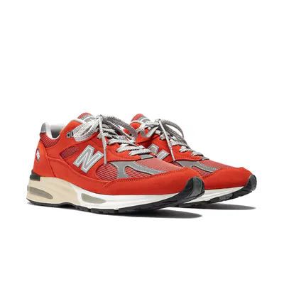 new-balance-991v2-made-in-uk-grenadine-u991vo2-3.png