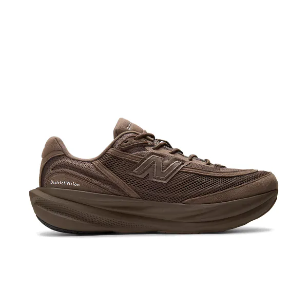 district-vision-x-new-balance-1080v15-cortado-m10806on-1.png