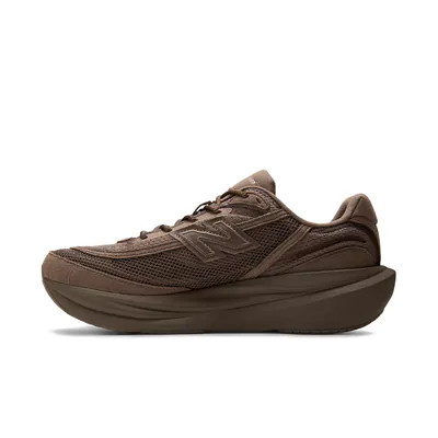 district-vision-x-new-balance-1080v15-cortado-m10806on-2.png