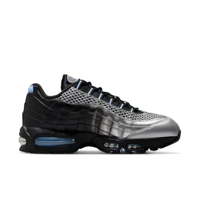 palace-x-nike-air-max-95-silver-iq7708-095-4.png