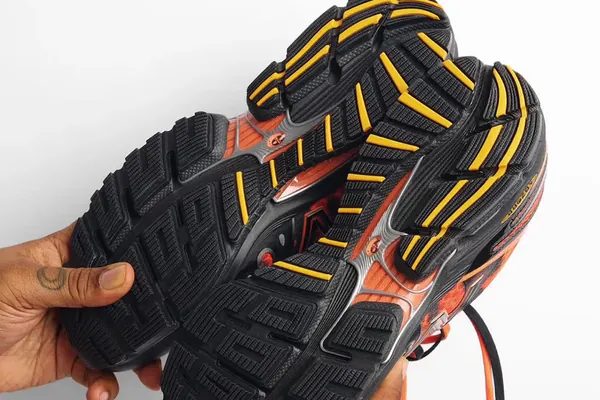 Joe Freshgoods x New Balance 1890Groß 3.jpg