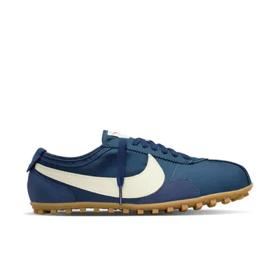 nike-moon-shoe-midnight-navy-iw0955-400-1.png