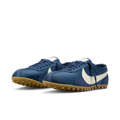 nike-moon-shoe-midnight-navy-iw0955-400-3.png