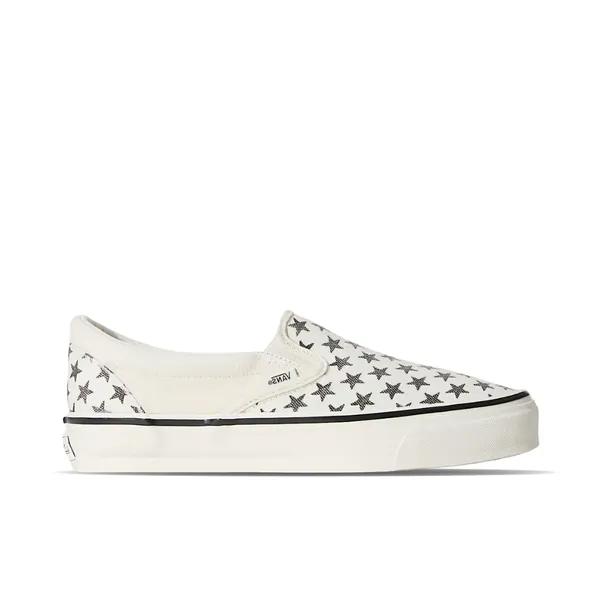 vans-lx-classic-slip-on-stars-white-black-vn000z7zkig-1.png