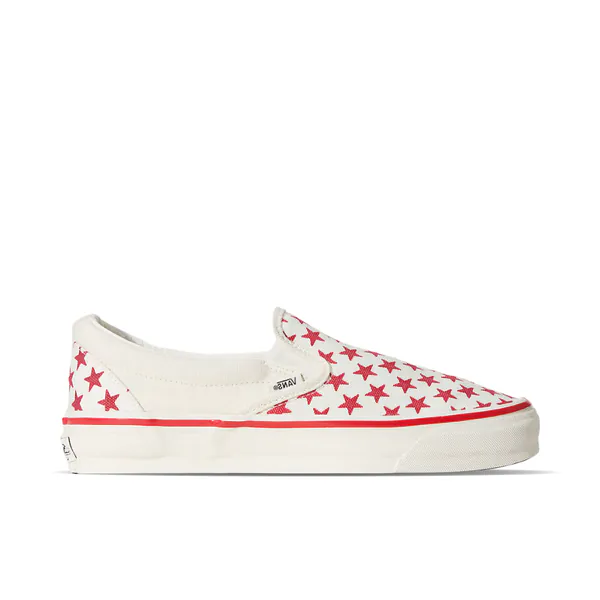 vans-lx-classic-slip-on-stars-white-red-vn000z7zbop-1.png